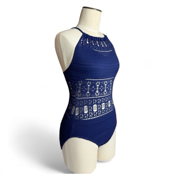 Aqua Green Crochet High Neck One-
piece Navy Swimsuit size medium - Picture 4 of 11